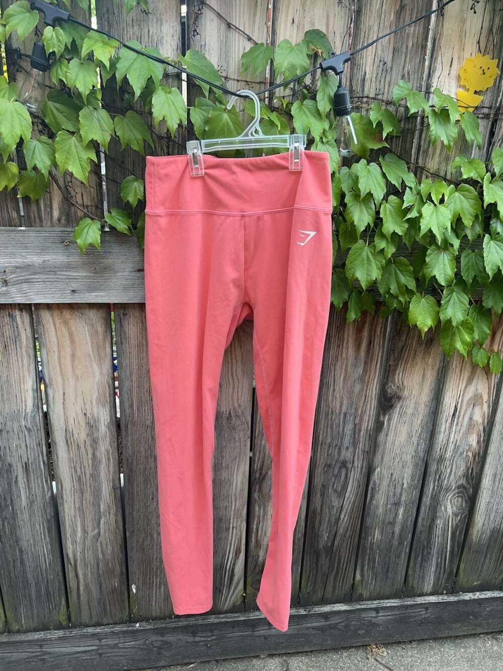 Gymshark Women's Dry Leggings Coral Size M